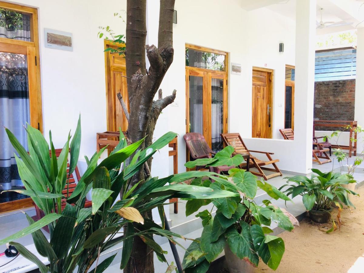 Tropicana Home Stay Arugam Kudah Eksteriør bilde