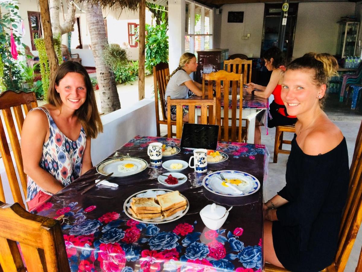 Tropicana Home Stay Arugam Kudah Eksteriør bilde