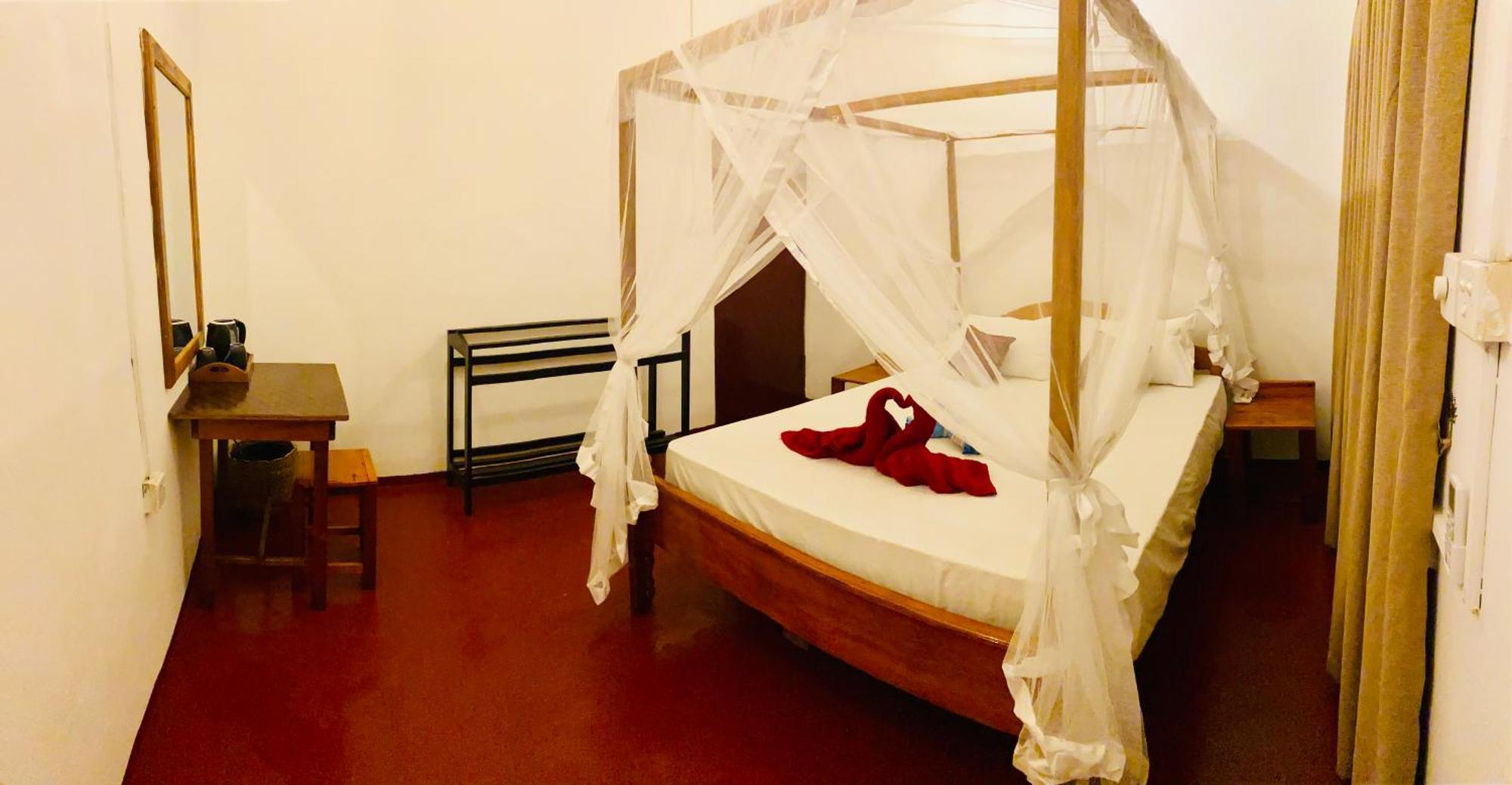 Tropicana Home Stay Arugam Kudah Eksteriør bilde