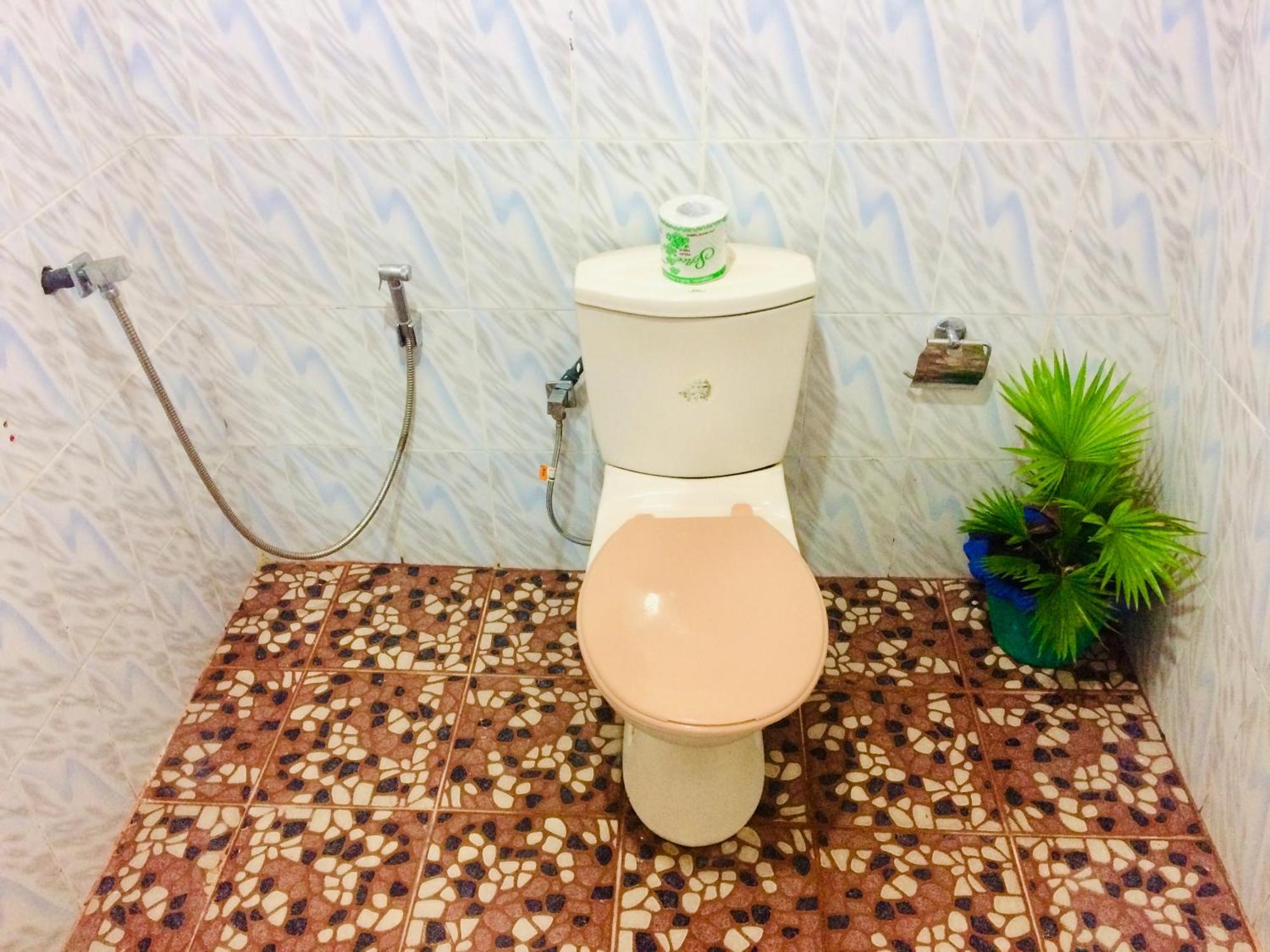 Tropicana Home Stay Arugam Kudah Eksteriør bilde