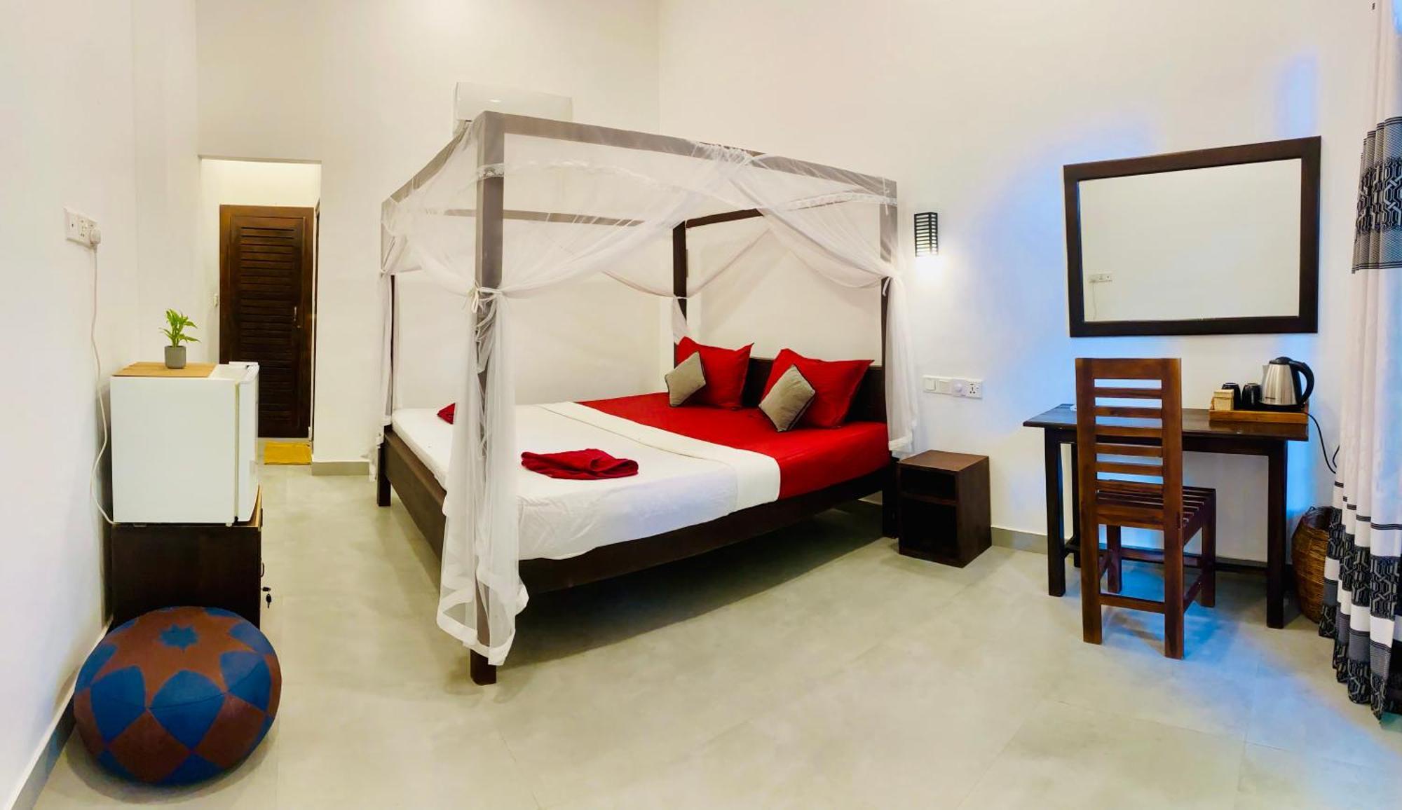 Tropicana Home Stay Arugam Kudah Eksteriør bilde